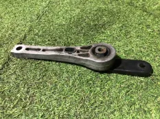 подушка двигателя Volkswagen Tiguan