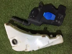 бачок омывателя Audi A6