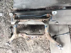 Подрамник Audi A6