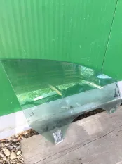 Стекло двери Volkswagen Passat CC