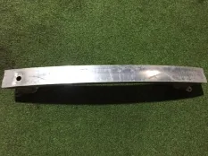 усилитель бампера Audi A7