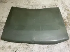 капот Land Rover Discovery