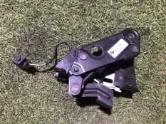 замок капота BMW 5