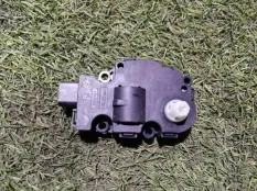 Моторчик заслонки печки BMW 5