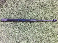 амортизатор капота Audi RS7