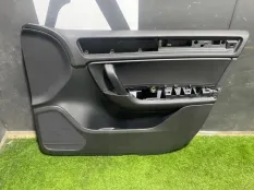 обшивка двери Volkswagen Touareg