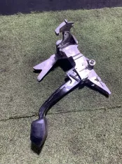 педаль тормоза Audi A4