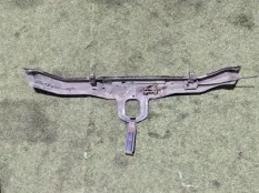 Рамка капота Mercedes-Benz C200