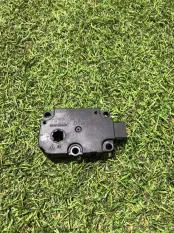 Моторчик заслонки печки Audi A8