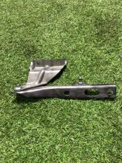 петля капота Audi Q5