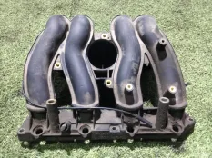 коллектор впускной Mercedes-Benz C200