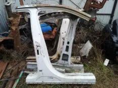 Стойка кузова Volkswagen Touareg
