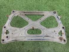 Распорка подрамника Audi A6