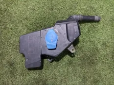 бачок омывателя Audi RS6 Performance