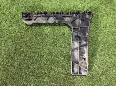 Кронштейн бампера Audi A6