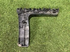 Кронштейн бампера Audi A6