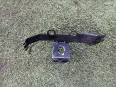 кронштейн радиатора Audi RS7