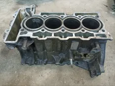 Блок цилиндров BMW 3