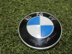 эмблема BMW X6