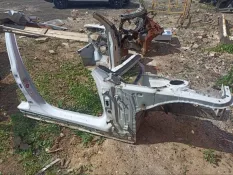 лонжерон BMW 3