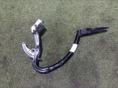 Петля крышки багажника Audi A8