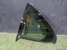 форточка двери Mercedes-Benz E class