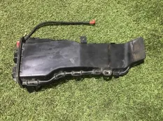 Водосток капота Mercedes-Benz E class