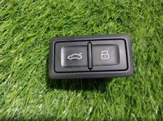 Кнопка открывания багажника Audi Q7