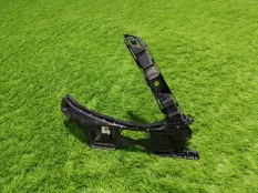 Кронштейн бампера Mercedes-Benz E class