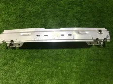 усилитель бампера BMW X7