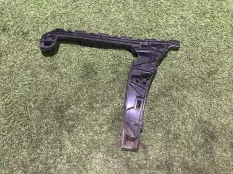 Кронштейн бампера Audi S4