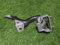 Петля крышки багажника Audi A6