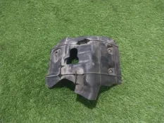 Декоративная крышка двигателя. Audi Q7