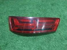 фонарь Audi Q7
