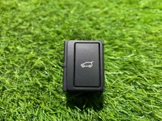 Кнопка открытия багажника Land Rover Velar