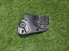 ответная часть замка капота Audi Q7