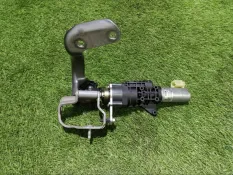 Петля крышки багажника Audi Q7