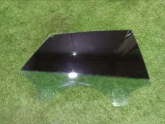 Стекло двери Audi A7