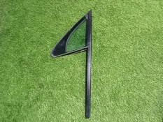 форточка двери Audi Q7