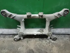 Подрамник BMW 7