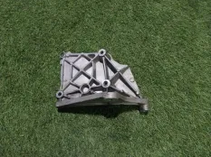 Кронштейн генератора Porsche Cayenne Turbo coupe