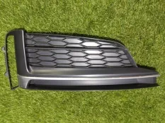 решетка бампера Audi A5 Sportback quattro 2.0