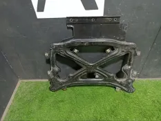 Распорка подрамника Audi Q7