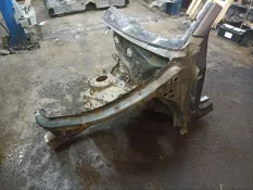 лонжерон Audi Q7