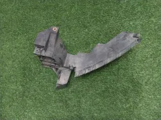 крепление фары Audi Q7