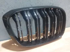 Решетка радиатора BMW X3 51118098088 G01, левая
