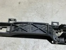 Кронштейн ручки двери Geely Coolray