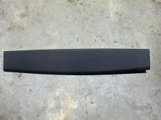 обшивка двери багажника Geely Coolray