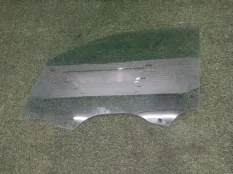 Стекло двери Porsche Cayenne