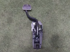 педаль тормоза BMW 5 G30 LCI